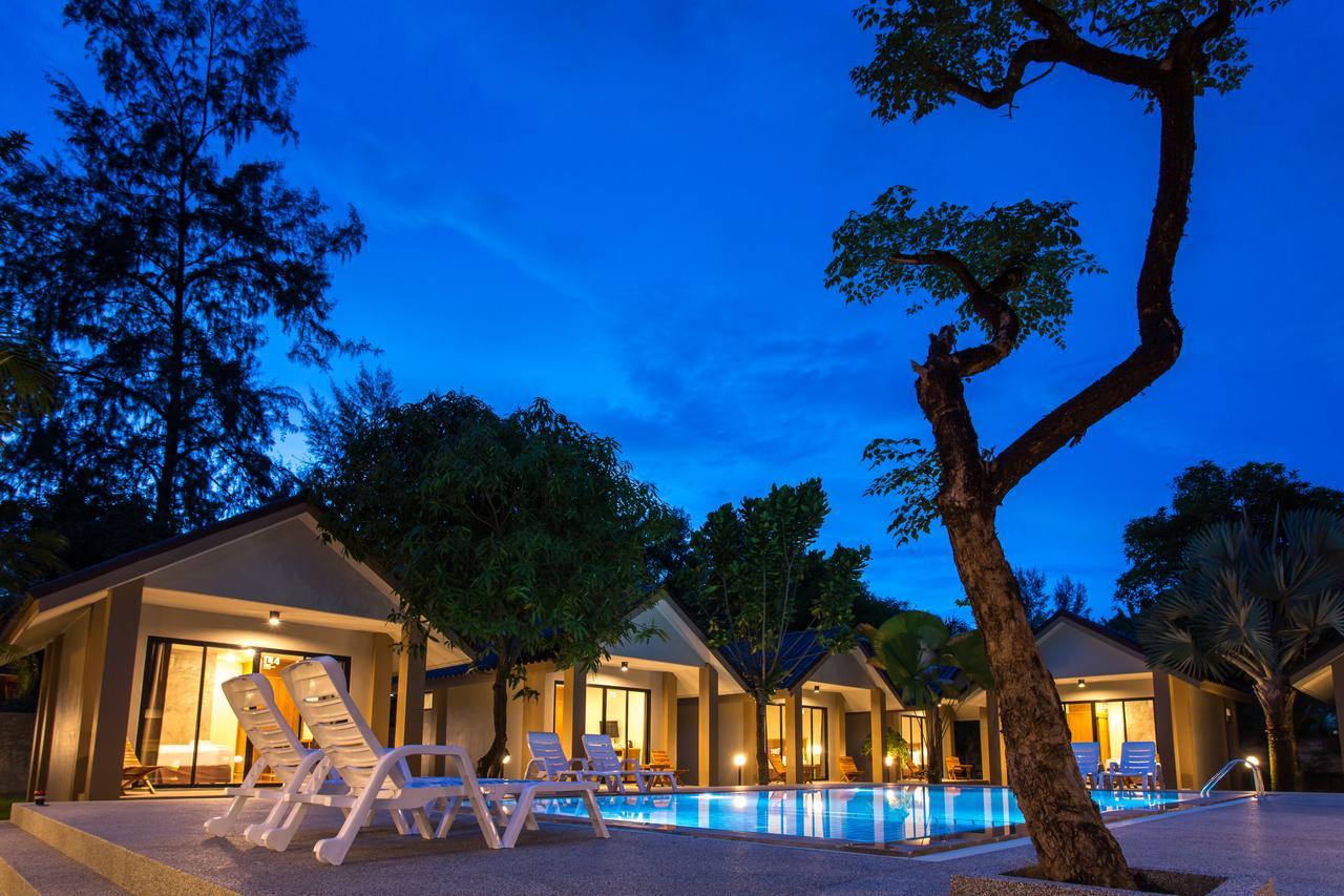Light Khao Lak Resort Екстериор снимка