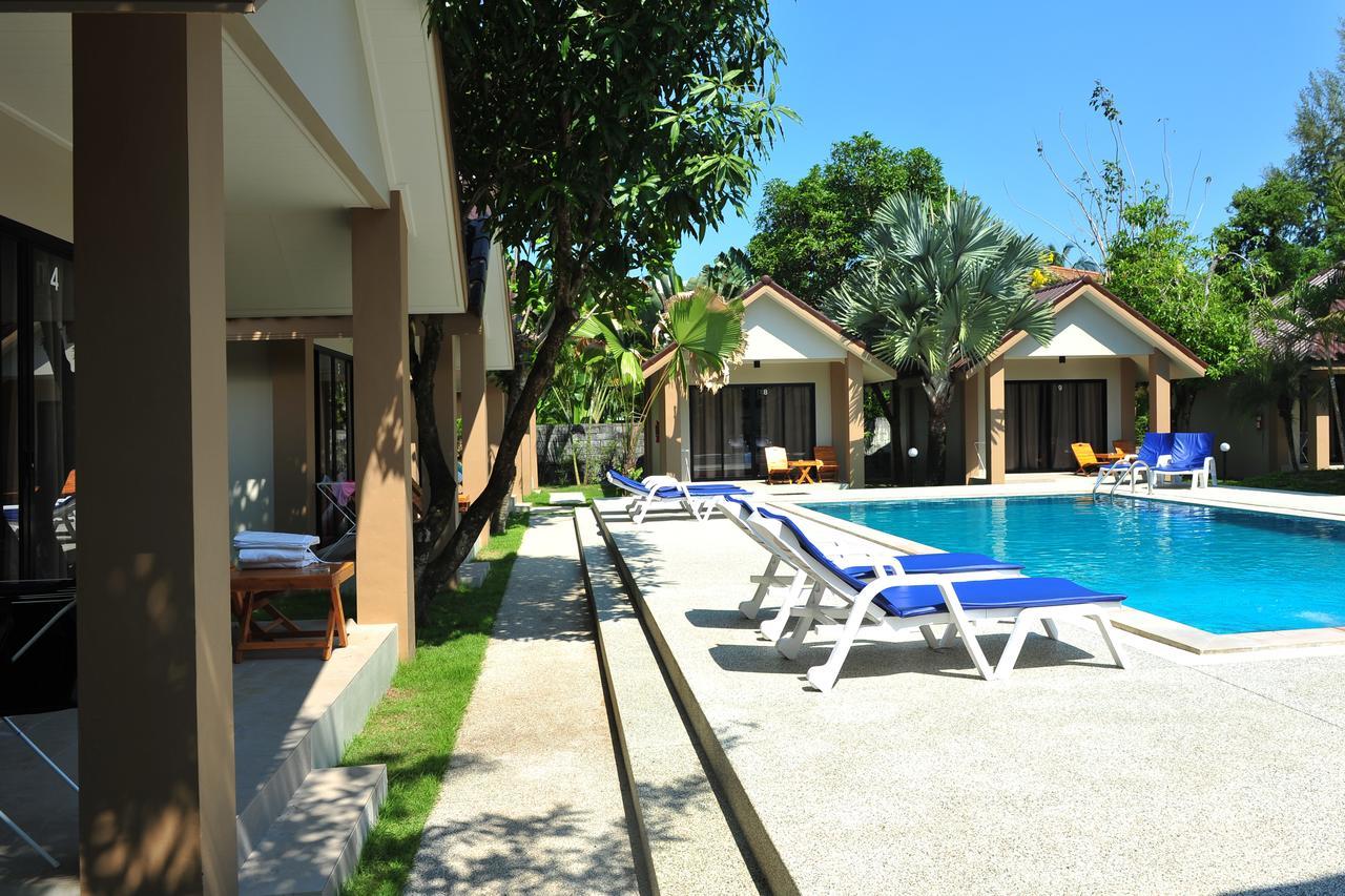 Light Khao Lak Resort Екстериор снимка